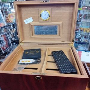 Rosewood Cigar Humidor Box with Hygrometer - Brown